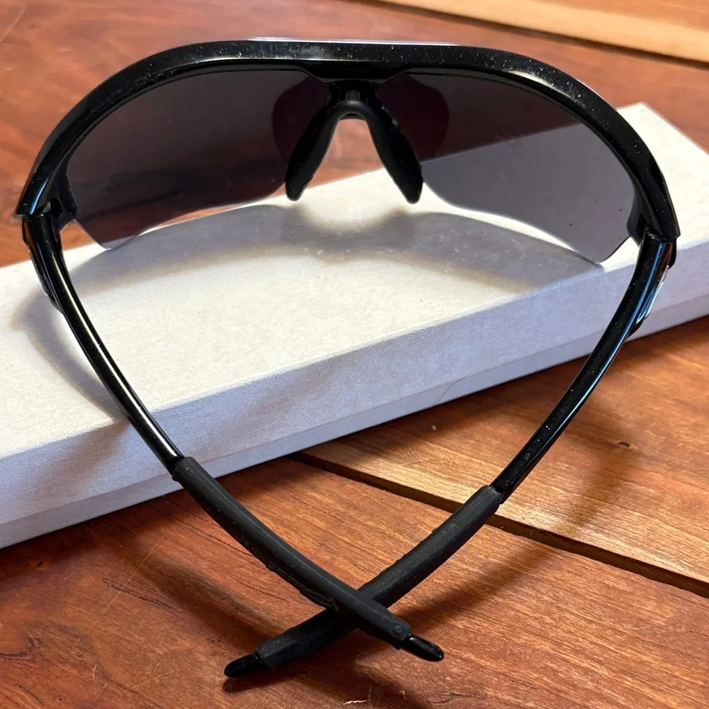 Oakley Enduring Edge Black Sports Sunglasses-FLAWED